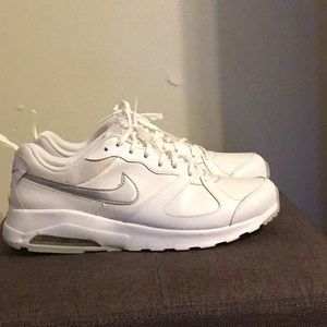 Nike sneakers. GREAT CONDITION